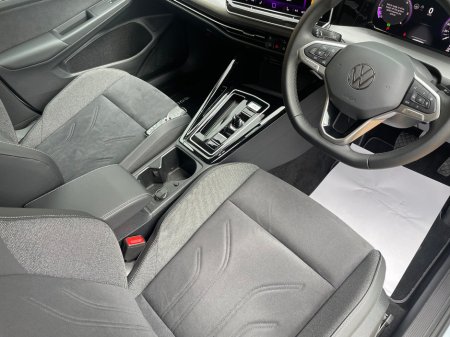 2025 Volkswagen Golf - photo 14