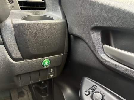 2014 Honda Fit - photo 20