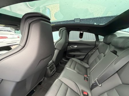 2022 Audi e-tron GT quattro - photo 50