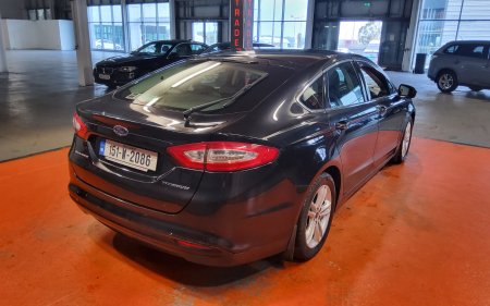 2015 Ford Mondeo - photo 2