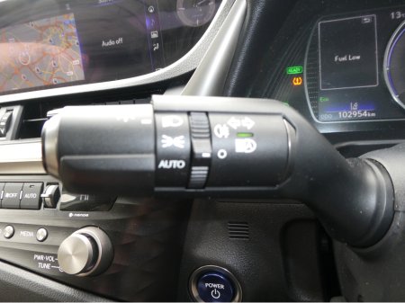 2021 Lexus ES - photo 25