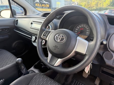 2014 Toyota Yaris - photo 10