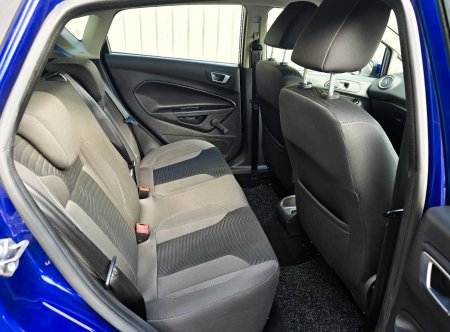 2015 Ford Fiesta - photo 21