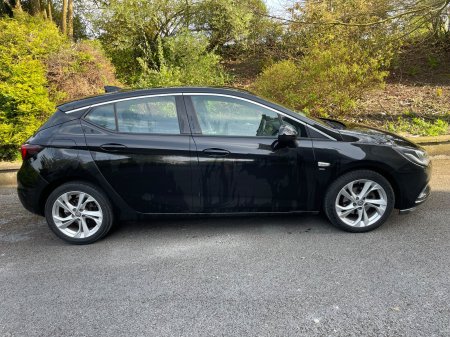 2017 Opel Astra - photo 2
