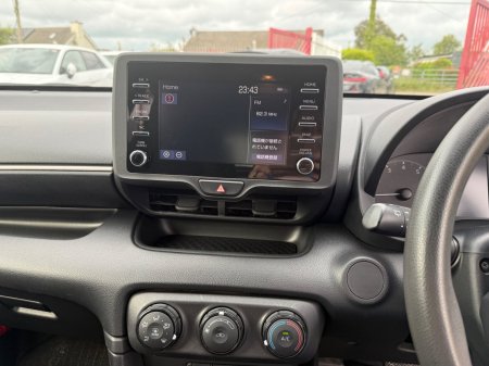 2020 Toyota Yaris - photo 11