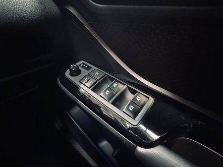 2018 Toyota C-HR - photo 18
