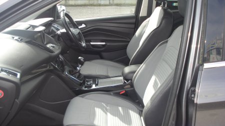 2017 Ford Kuga - photo 2