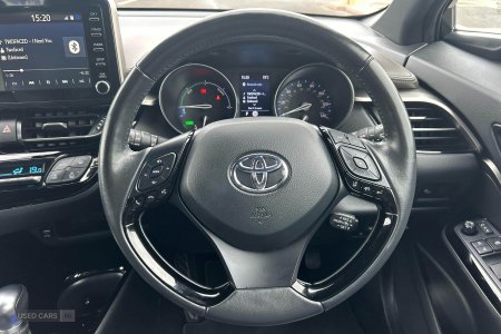 2022 Toyota C-HR - photo 8