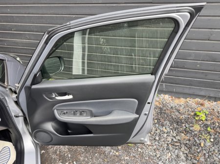 2020 Honda Fit - photo 15