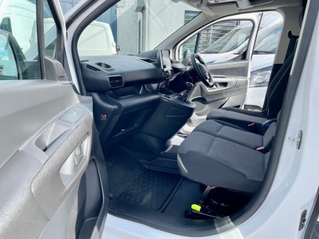 2023 Peugeot Partner - photo 23