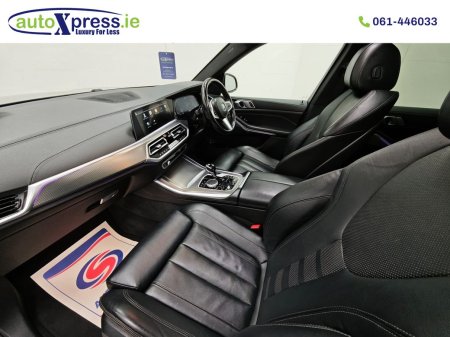 2022 BMW X5 - photo 2