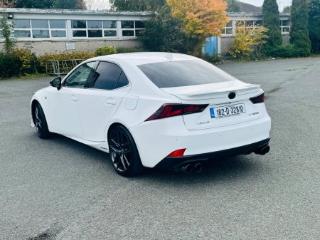 2018 Lexus IS - photo 11