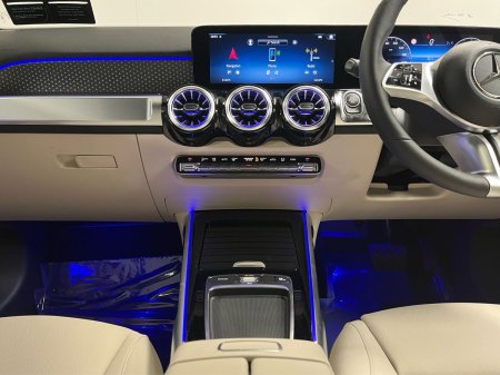 2025 Mercedes-Benz GLB - photo 11