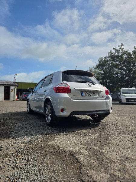 2011 Toyota Auris - photo 6