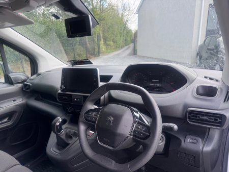 2021 Peugeot Partner - photo 13