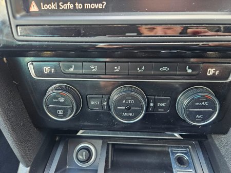 2015 Volkswagen Passat - photo 14