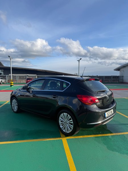 2015 Opel Astra - photo 4
