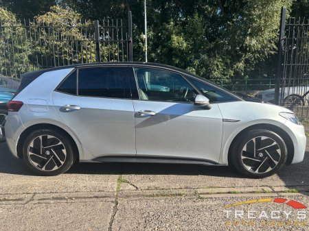 2023 Volkswagen ID.3 - photo 2