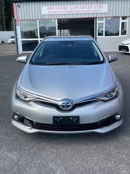 2018 Toyota Auris - photo 2