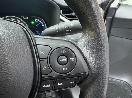 2023 Toyota RAV4 - photo 10