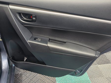 2016 Toyota Corolla - photo 28