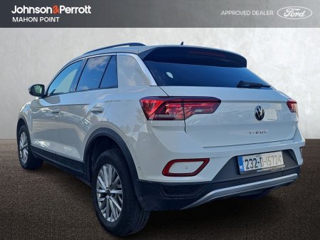 2023 Volkswagen T-Roc - photo 2