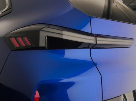 2025 BMW XM - photo 20