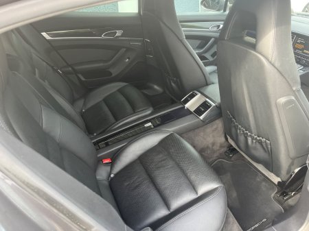2015 Porsche Panamera - photo 16
