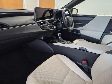 2025 Lexus ES - photo 8