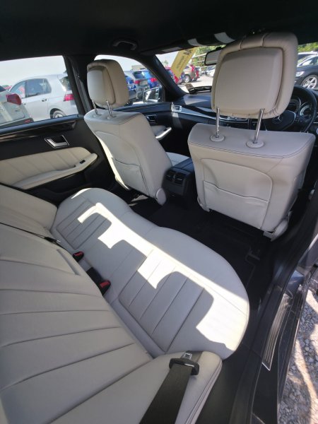 2015 Mercedes-Benz E-Class - photo 18