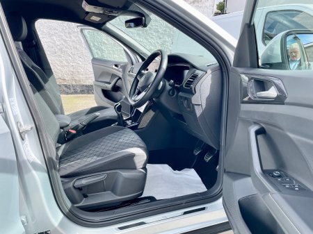 2024 Volkswagen T-Cross - photo 5