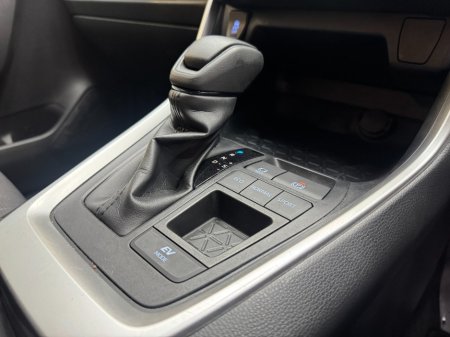 2021 Toyota RAV4 - photo 12
