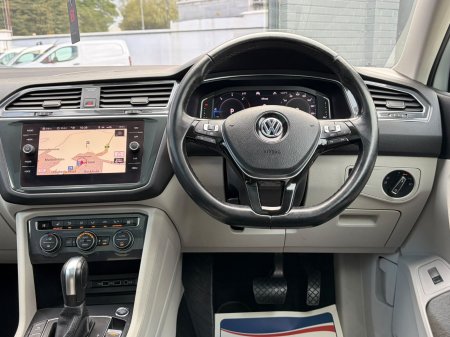 2020 Volkswagen Tiguan - photo 11