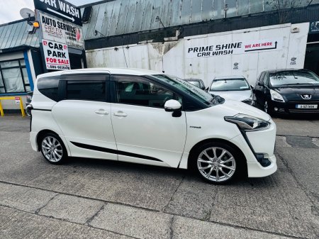 2016 Toyota Sienta - photo 4