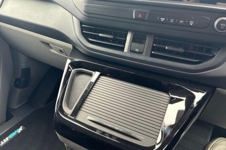 2026 Ford Transit Custom - photo 33