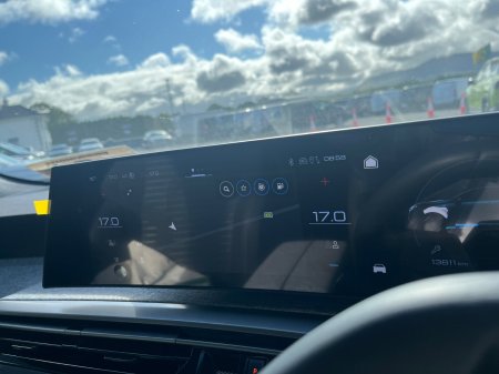 2025 Peugeot 5008 - photo 12
