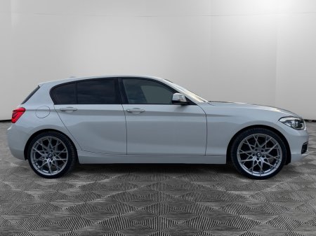 2017 BMW 1-Series - photo 6