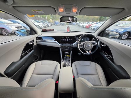 2020 Kia Niro - photo 8