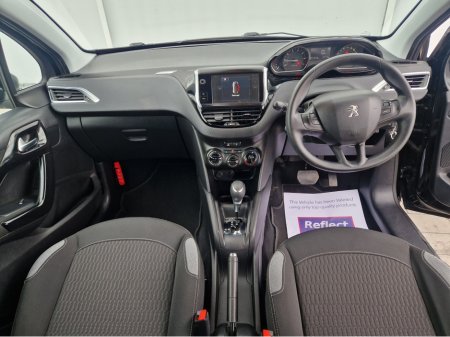2017 Peugeot 208 - photo 16