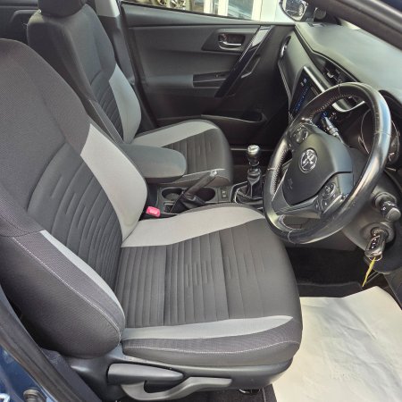 2016 Toyota Auris - photo 20