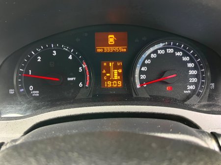 2012 Toyota Avensis - photo 11