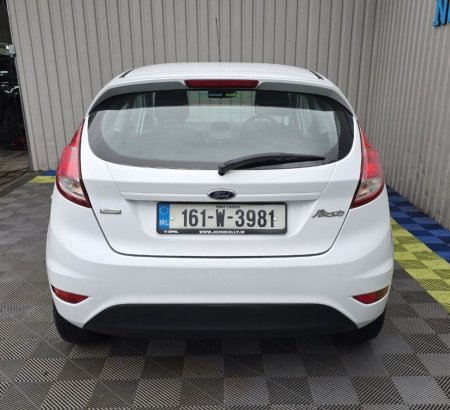 2016 Ford Fiesta - photo 4