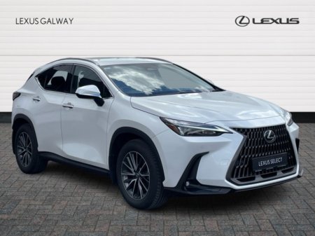 2024 Lexus NX NX 450h+ Executive AWD // Remote Central Locking // Heated Mirrors // Power Folding Mirrors // Apple