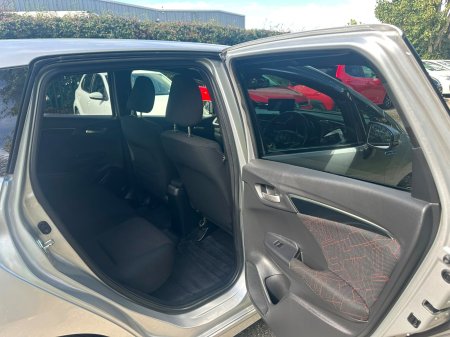 2014 Honda Fit - photo 15