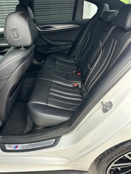 2017 BMW 5-Series - photo 24
