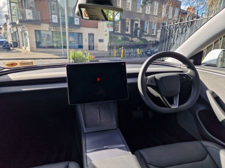 2024 Tesla Model 3 - photo 8