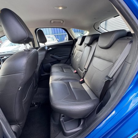 2015 Ford Focus - photo 13