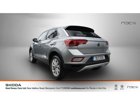 2025 Volkswagen T-Roc - photo 10