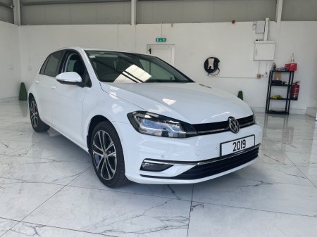 2019 Volkswagen Golf - photo 2