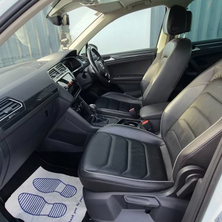 2020 Volkswagen Tiguan - photo 13
